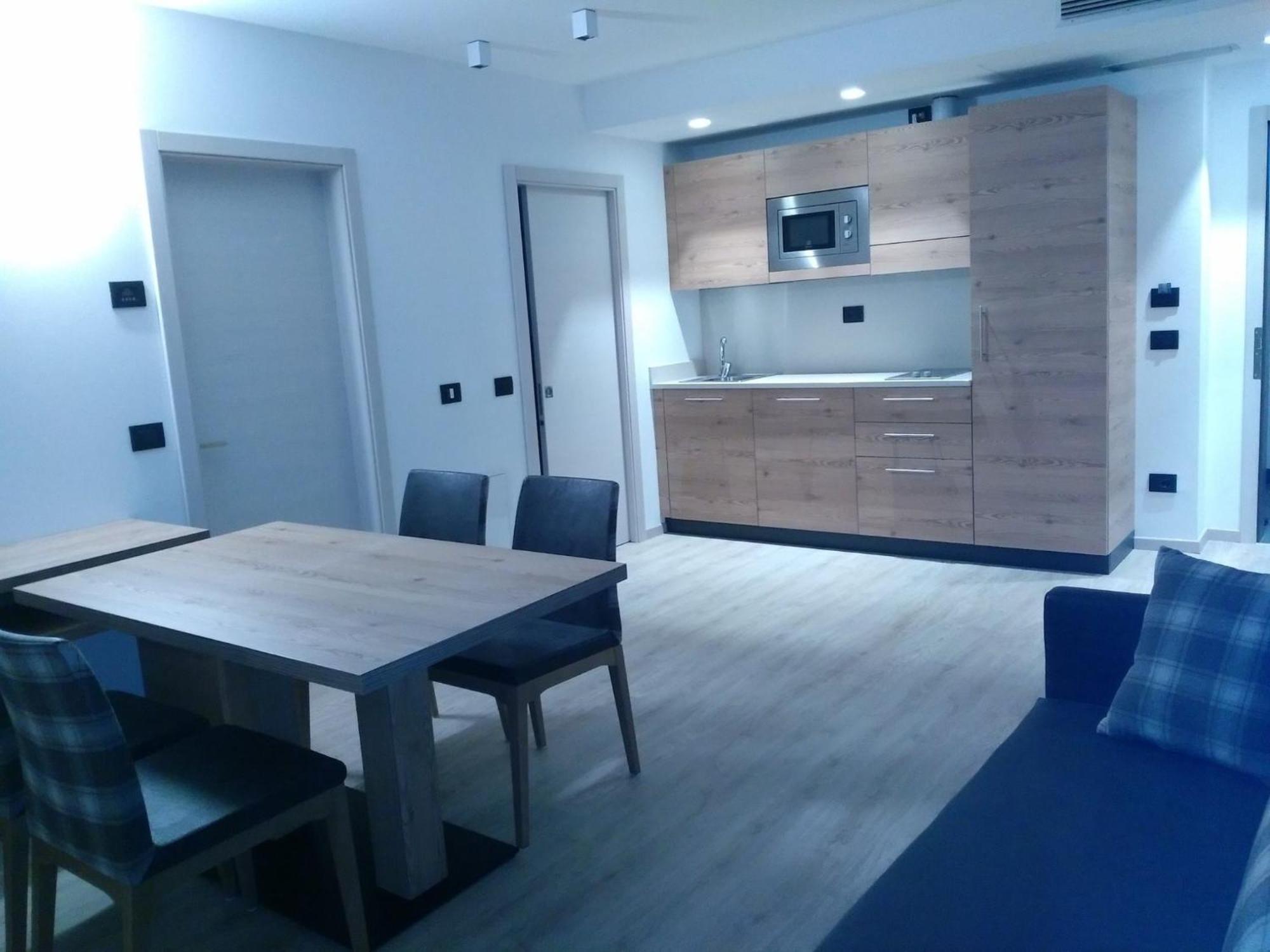 Hotel Canada Pinzolo Luaran gambar